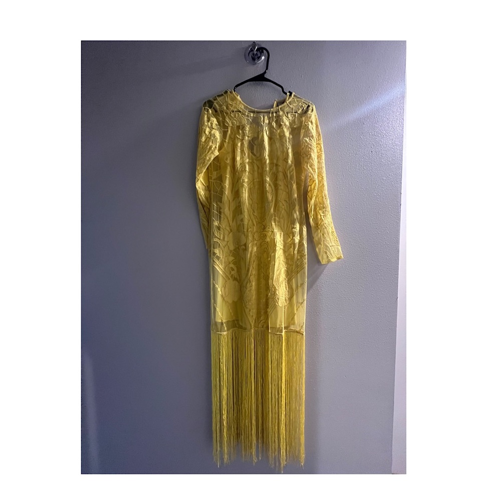 Yellow dress